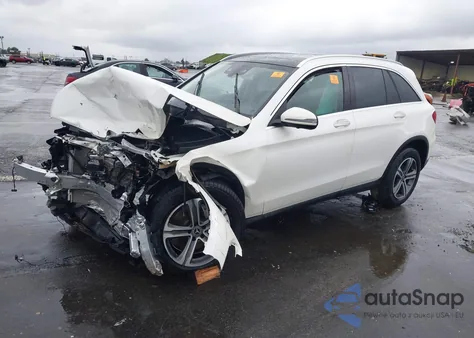 2018 Mercedes-Benz Glc 300 4Matic z USA, uszkodzony, nr VIN WDC0G4KB3JV019576